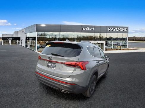 Used 2021 Hyundai Santa Fe SEL w/ Convenience Package AWD/4WD image 3