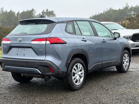 Used 2023 Toyota Corolla Cross L image 4