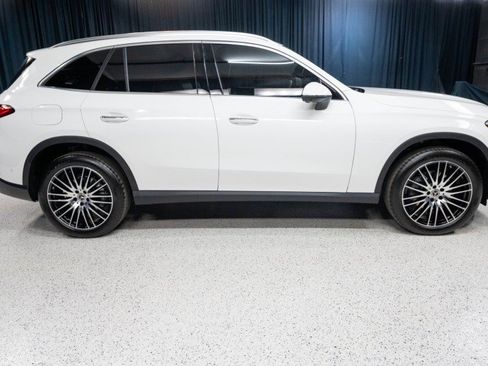 New 2026 Mercedes-Benz GLC 300 image 4