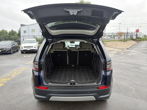 Used 2023 Land Rover Discovery Sport SE AWD/4WD image 27