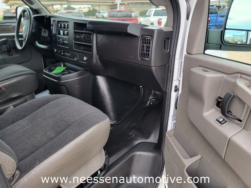 Used 2023 Chevrolet Express 2500 w/ Driver Convenience Package image 9