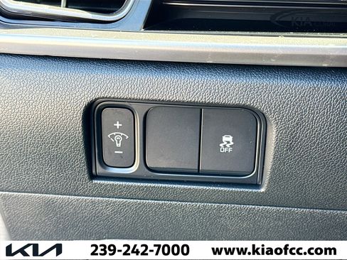 New 2026 Kia Sorento LX image 33