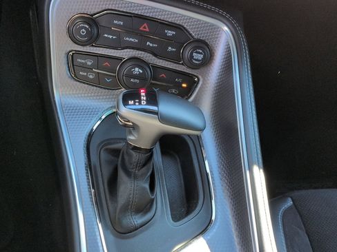 Used 2019 Dodge Challenger SRT Hellcat Redeye image 25