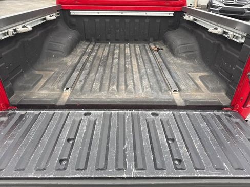 Used 2011 Nissan Frontier PRO-4X w/ Pro-4x Luxury Pkg image 11