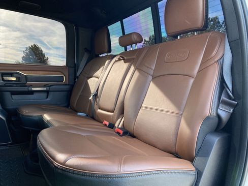 Used 2022 RAM 3500 Limited w/ Max Tow Package image 8