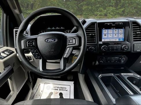 Used 2018 Ford F150 XL w/ Equipment Group 101A Mid AWD/4WD image 9