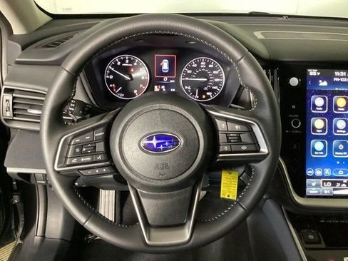 Used 2025 Subaru Outback Premium w/ Popular Package #1A AWD/4WD image 23