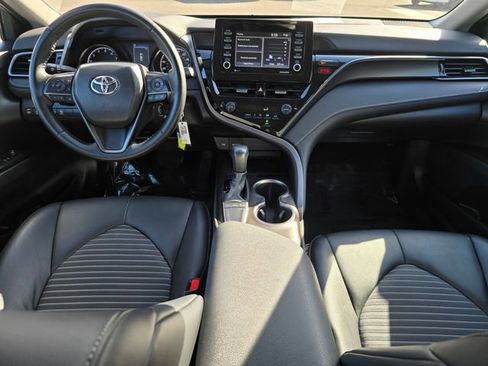 Used 2023 Toyota Camry SE image 16