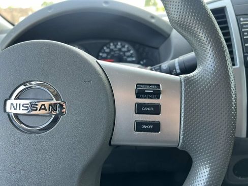 Used 2020 Nissan Frontier S RWD image 17
