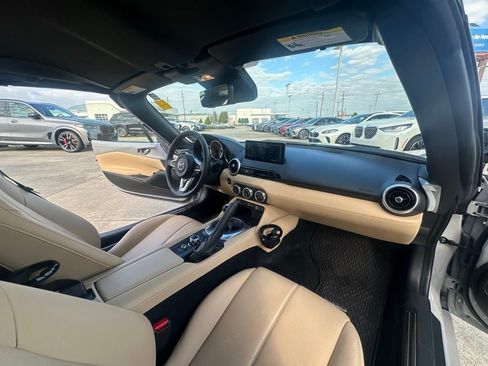 Used 2024 MAZDA MX-5 Miata RF Grand Touring w/ Weather Package image 22