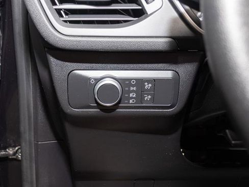 Used 2020 Ford Escape SE image 13