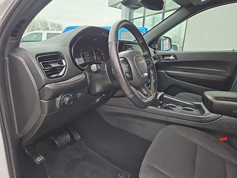 Used 2023 Dodge Durango GT image 33