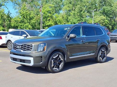 Used 2025 Kia Telluride S AWD/4WD image 1