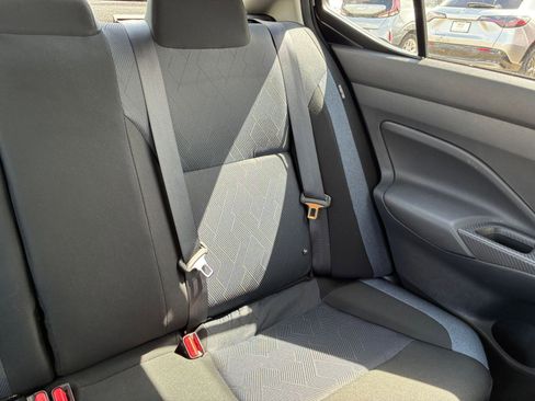 Used 2025 Nissan Versa SV image 30