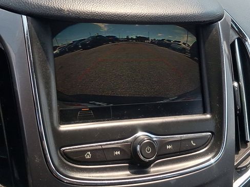 Used 2019 Chevrolet Cruze LS w/ LS Convenience Package FWD image 17