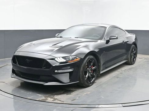 Used 2018 Ford Mustang GT Premium w/ Black Accent Package RWD image 5
