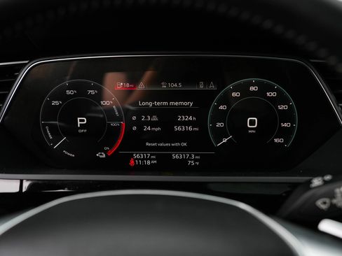Used 2020 Audi e-tron Premium Plus AWD/4WD image 9