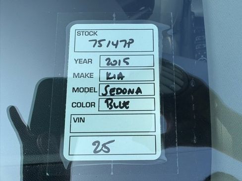 Used 2015 Kia Sedona LX w/ LX Convenience Package image 38