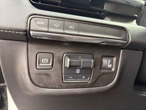 Used 2021 Cadillac Escalade Premium Luxury w/ Driver Assist Tech Package RWD image 5