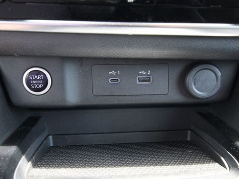 Used 2023 Nissan Rogue S AWD/4WD image 26