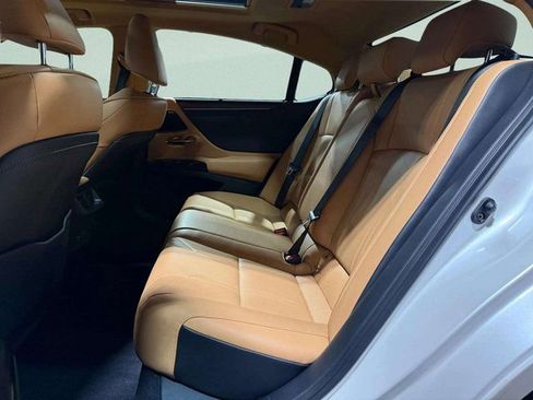 Used 2024 Lexus ES 350 Ultra Luxury image 27