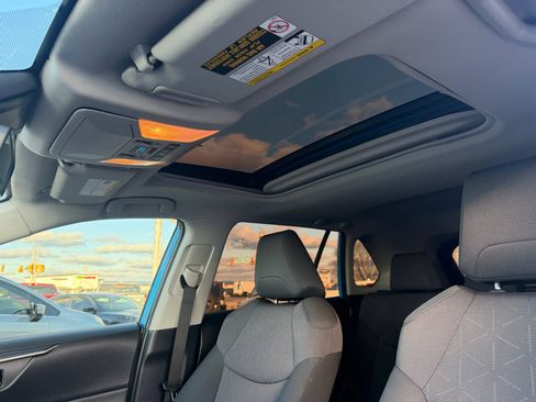 Used 2019 Toyota RAV4 XLE image 53