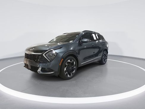 Used 2025 Kia Sportage SX image 4