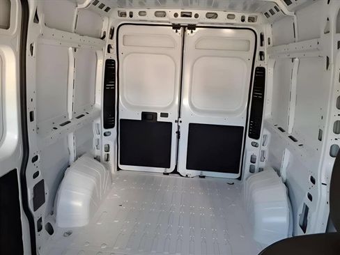 New 2026 RAM ProMaster 1500 w/ Convenience Group image 16