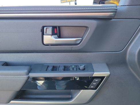 New 2026 Toyota Tundra Limited AWD/4WD image 17