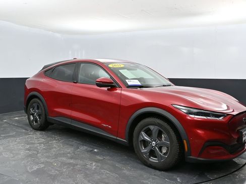 Used 2021 Ford Mustang Mach-E Select w/ Comfort/Technology Package image 4