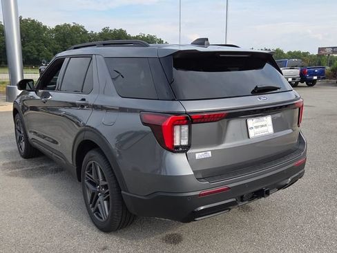 New 2026 Ford Explorer ST-Line w/ ST-Line Street Pack RWD image 42