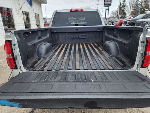 Used 2015 GMC Sierra 1500 SLE w/ SLE Value Package image 10