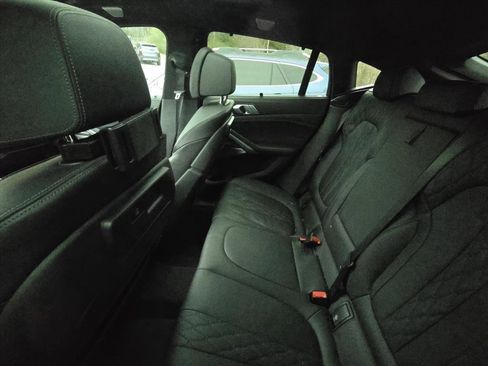 Used 2021 BMW X6 M50i w/ Executive Package image 9