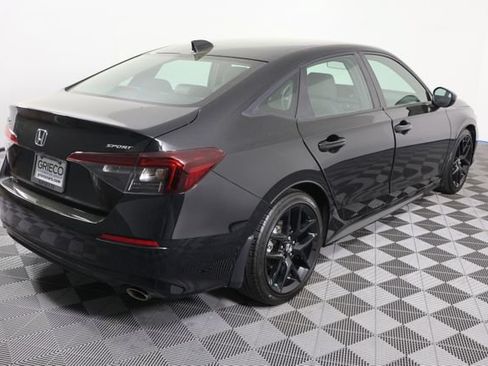 Used 2025 Honda Civic Sport image 8