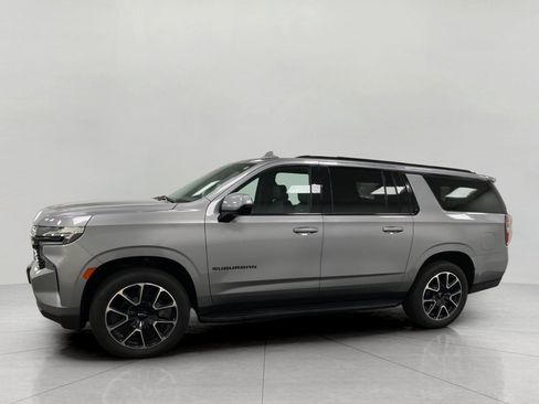 Used 2023 Chevrolet Suburban RST AWD/4WD image 9