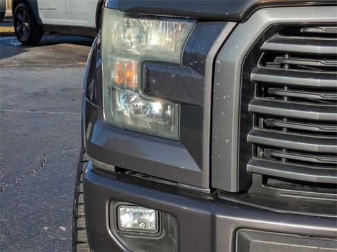 Used 2017 Ford F150 XLT w/ Equipment Group 302A Luxury image 9