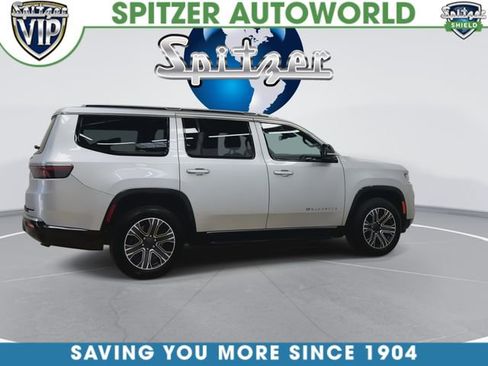 Used 2024 Jeep Wagoneer 4WD w/ Premium Group I image 10