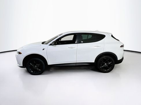 Used 2023 Dodge Hornet GT w/ GT Blacktop Package AWD/4WD image 8