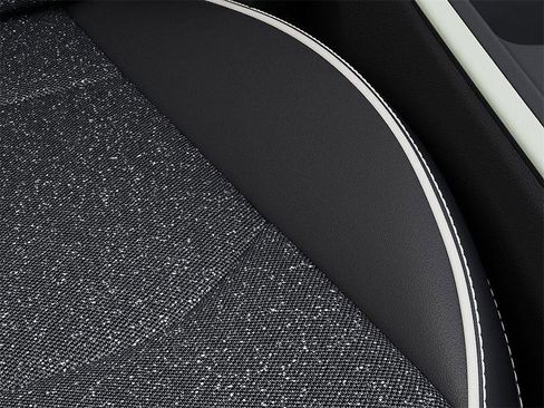 New 2025 Kia K4 GT-Line w/ GT-Line Premium Package image 24