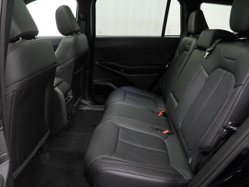 New 2026 Jeep Cherokee Overland image 17