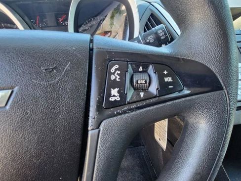 Used 2014 Chevrolet Equinox LS AWD/4WD image 13