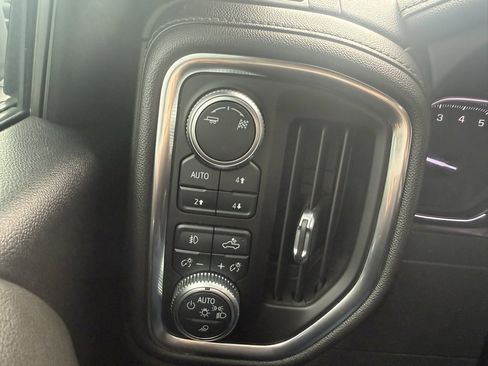 Used 2019 GMC Sierra 1500 SLT w/ SLT Premium Package image 27