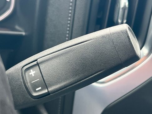 Used 2020 GMC Sierra 2500 SLT w/ Technology Package image 30