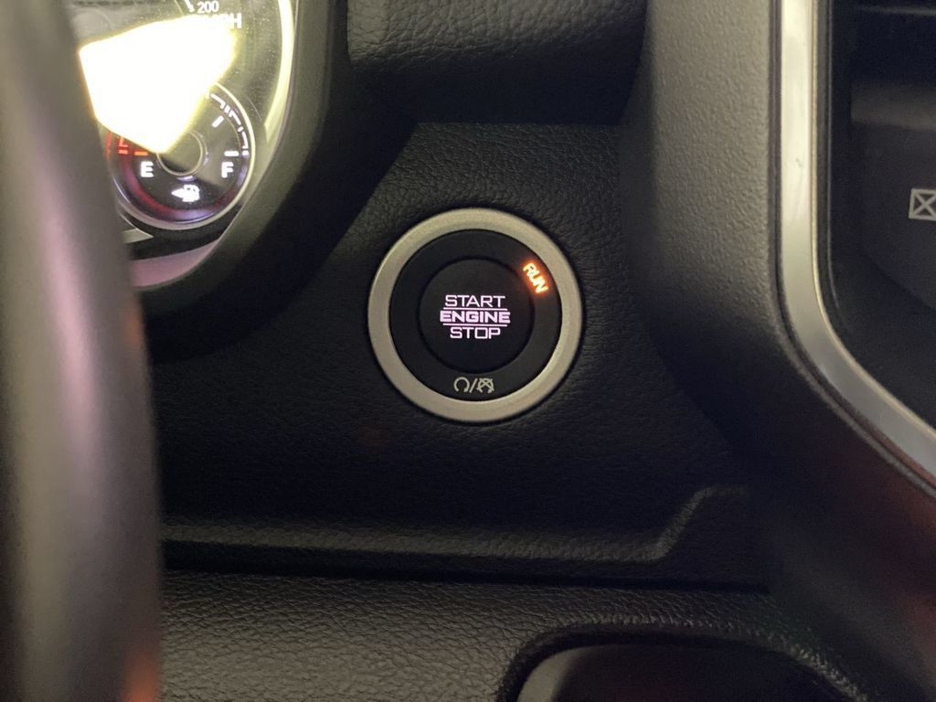 Used 2022 RAM 1500 Big Horn AWD/4WD image 21