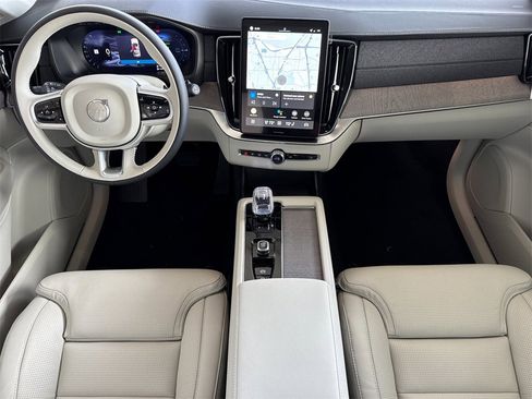 New 2026 Volvo XC90 T8 Ultra image 12