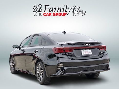 Used 2024 Kia Forte GT-Line w/ GT-Line Premium Package FWD image 3