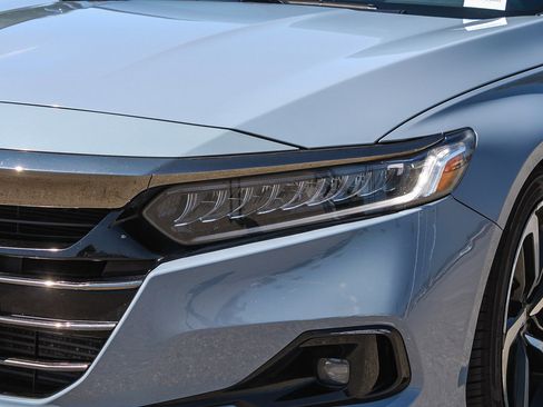Used 2021 Honda Accord Sport image 5