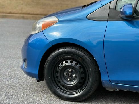 Used 2013 Toyota Yaris LE image 11