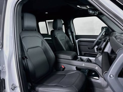 New 2026 Land Rover Defender 110 S AWD/4WD image 25