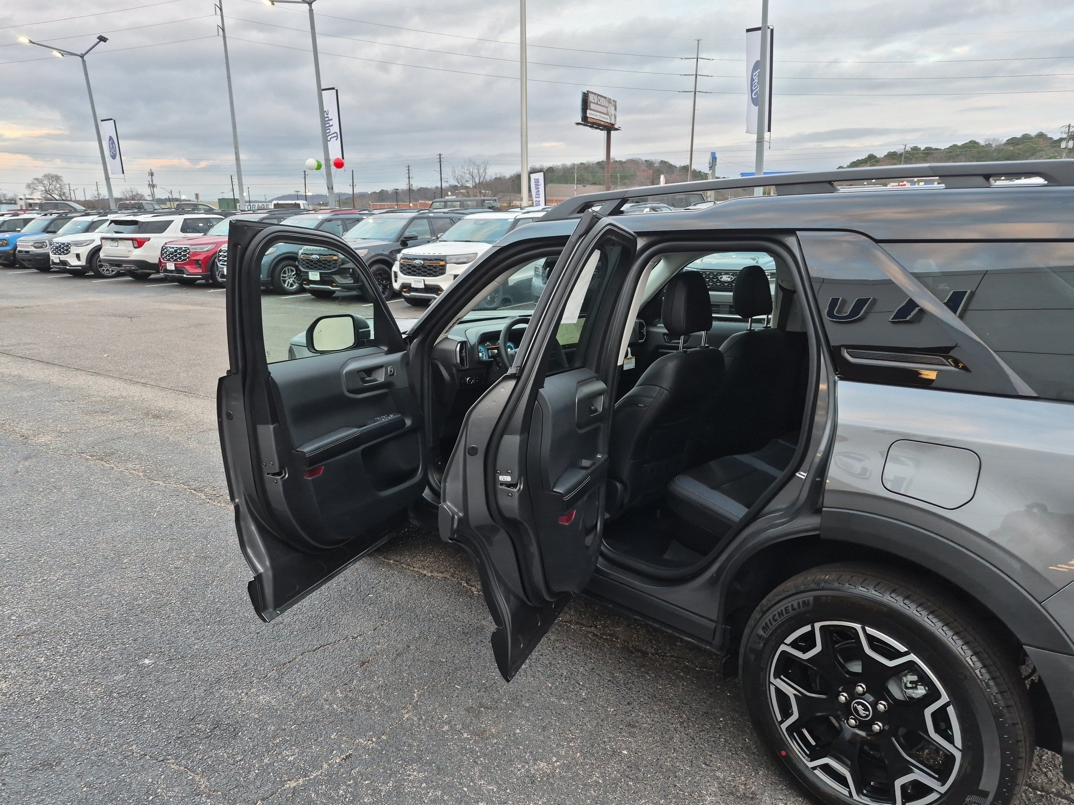 New 2025 Ford Bronco Sport Outer Banks w/ Outer Banks Tech Package+ AWD/4WD image 15